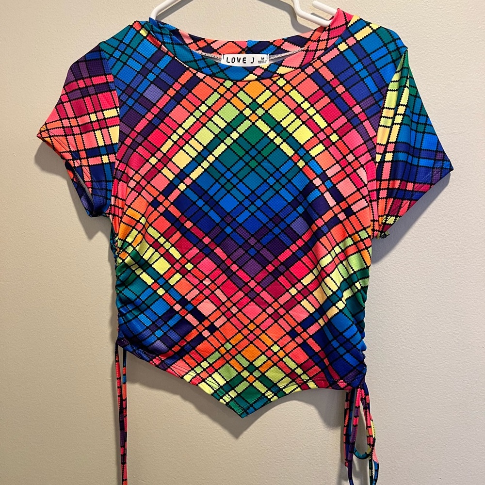 Cropped shirt